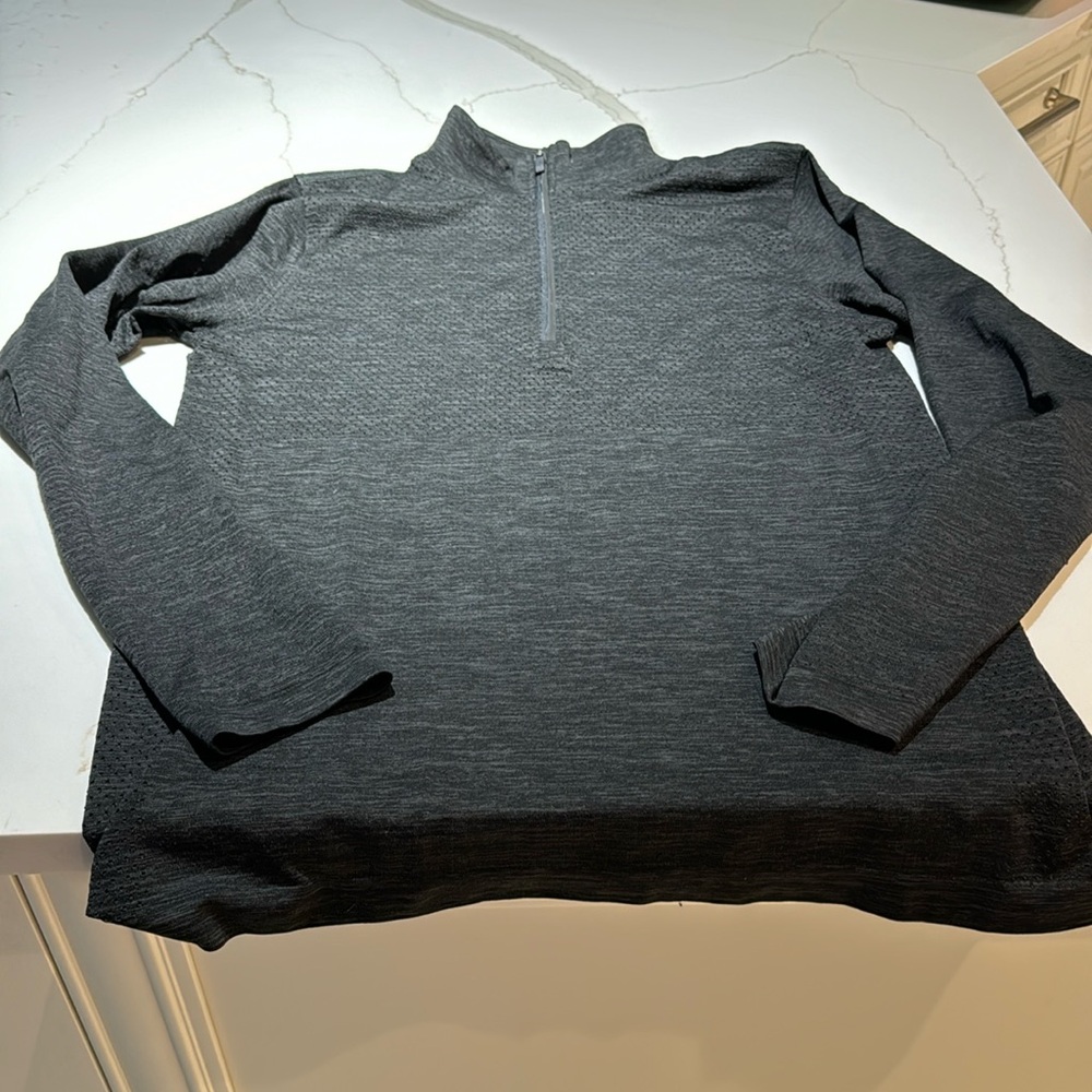 Lululemon 1/2 Zip Pullover